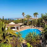 Casabela 4*