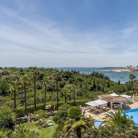 Casabela Hotell 4*