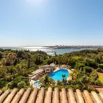Casabela 4*
